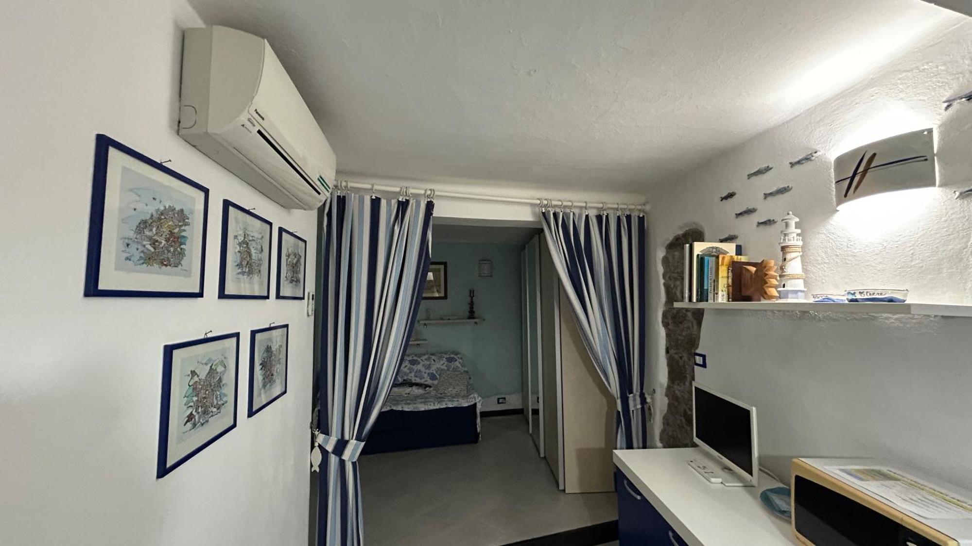 Pippo Cosy Studio Flat With Ac Монтеросо ал Маре Екстериор снимка