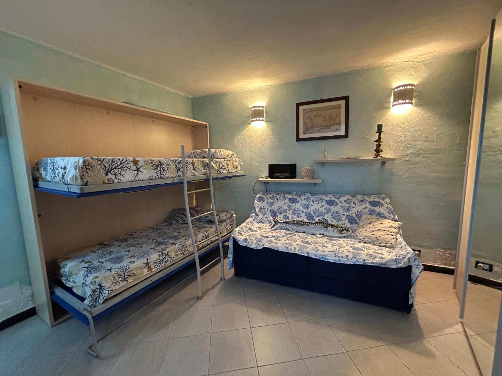 Pippo Cosy Studio Flat With Ac Монтеросо ал Маре Екстериор снимка